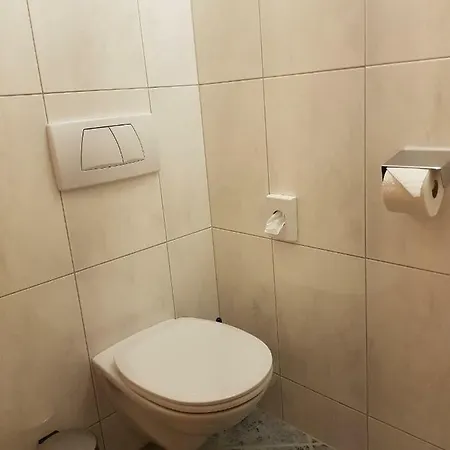 Haas Apartment *